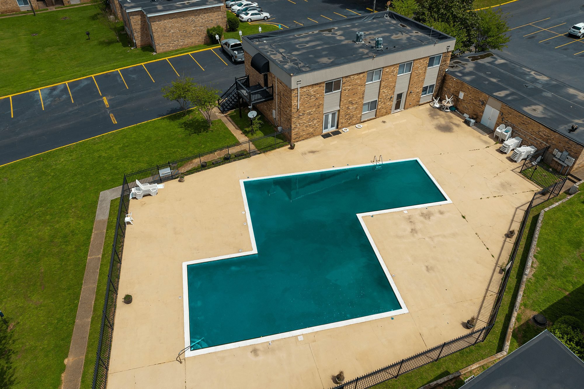 aerial view of pool at the Oakley apartment homes in Tuscaloosa, AL